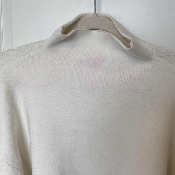 Pink Lily White Mockneck Sweater - Picture 3 of 8